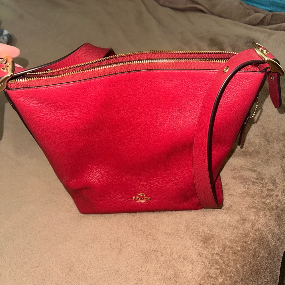 Val Duffle crossbody